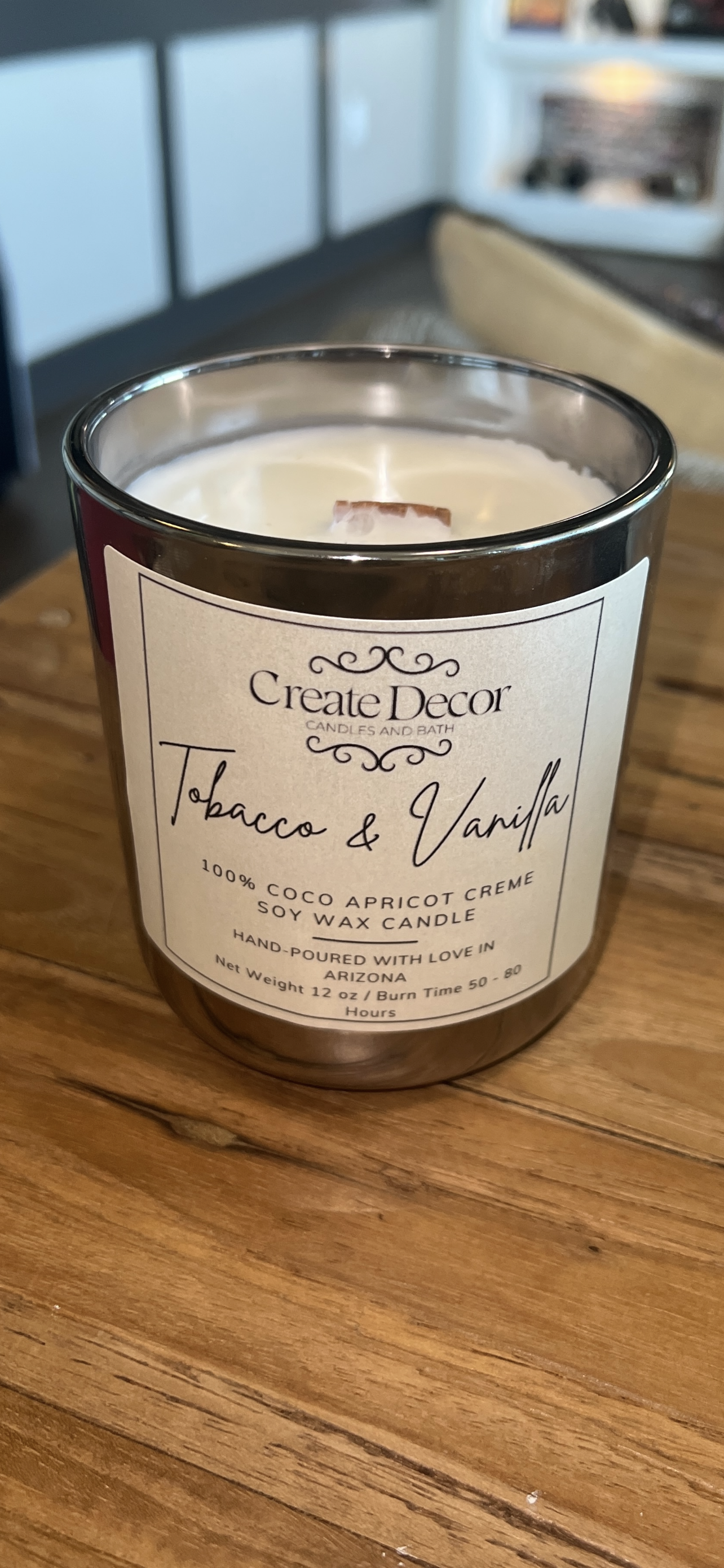 12oz - Tobacco & Vanilla Candle - Warm & Cozy Fragrance